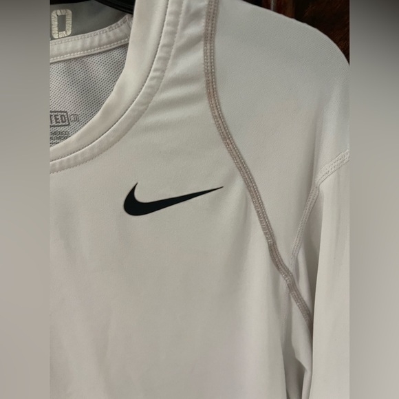 Nike Pro Fitted Dri-Fit Small - Picture 3 of 9